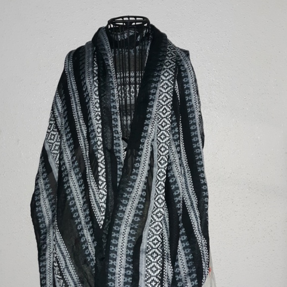 Infinity scarve - Picture 2 of 2